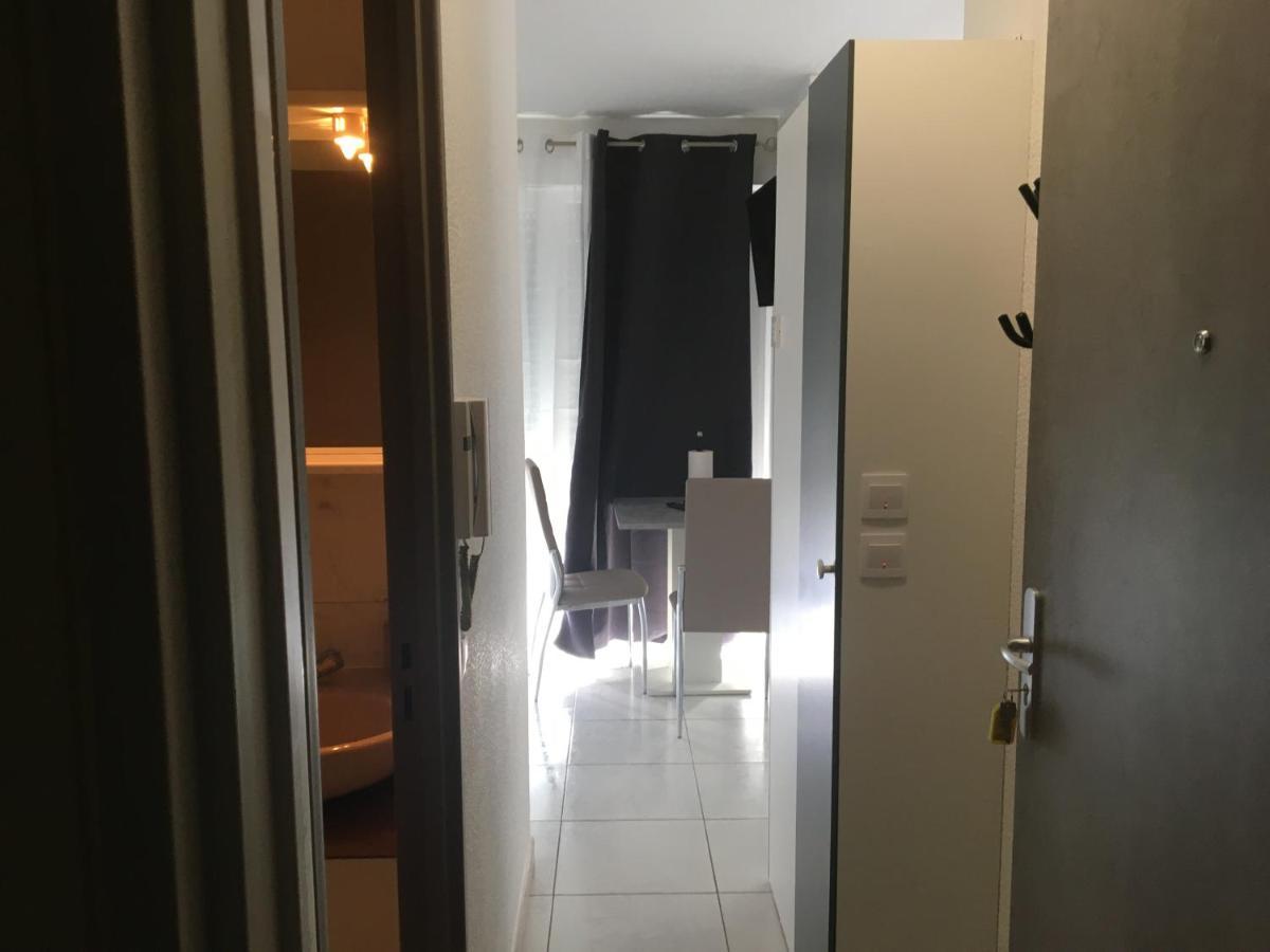 Studios Lora Rm 860 Saint-Louis  Dış mekan fotoğraf